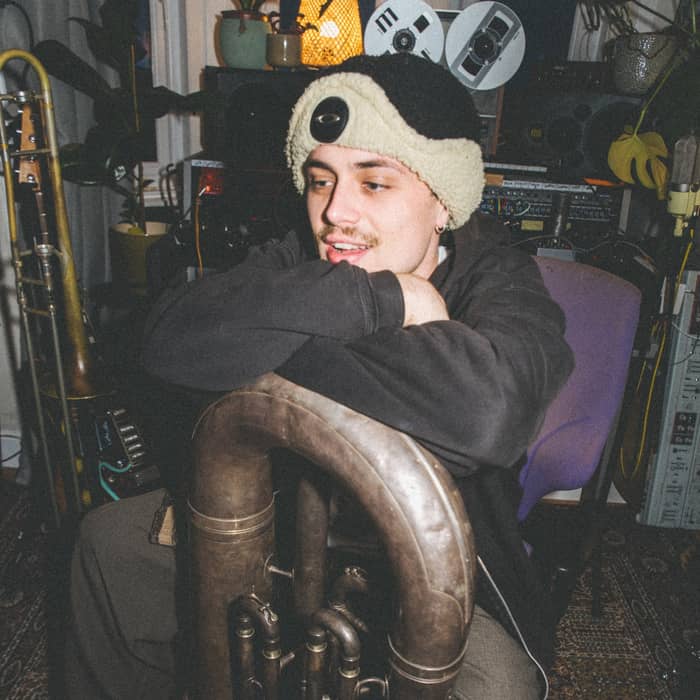 OUT NOW. WHODIS ft. @mickjenkins 🫠

i remember listening to mick’s project ‘The Waters’ when I was 17 and had just moved to glasgow in 2014. feels crazy that we have this track coming out together 12 years later and i’m just buzzing to share it with you all🌍

MADE IN GLASGOW

📸 - @augustini.photo