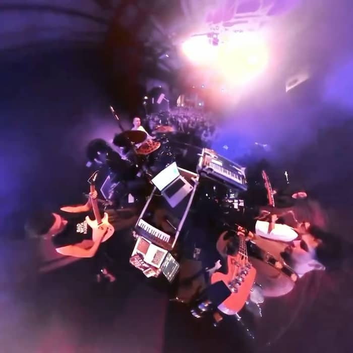 3 WEEKS TIL KOKO 🌞
Back in London on October 23rd for our headline at @kokocamden
Here’s some clips from our show in London last year.
See ya there x