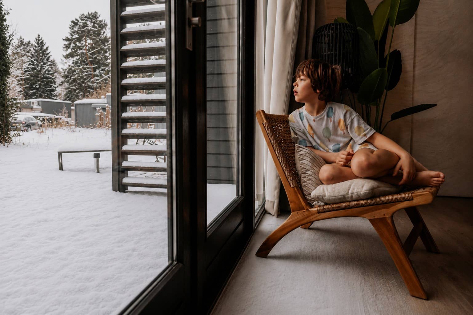Winter bij Zeegser Duinen: voetstappen door de knisperende sneeuw, wegdromen bij de vallende vlokjes