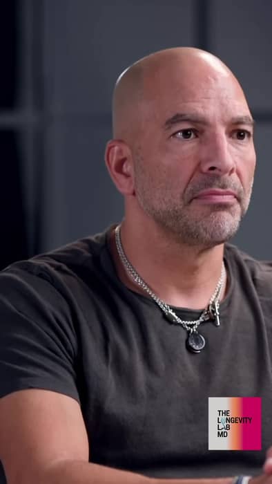 Sleep Deprivation: The Hidden Reason You're Always Hungry!
Peter Attia delve into the crucial link between sleep restriction, insulin resistance, and weight gain. Discover how sleep impacts energy access, food choices…