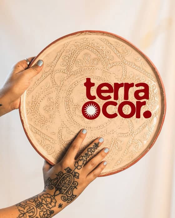 Fiz um poema para essa tal de Terra Cor -> passa para o lado ✨🌈 gostou? Por @marcellamgomes