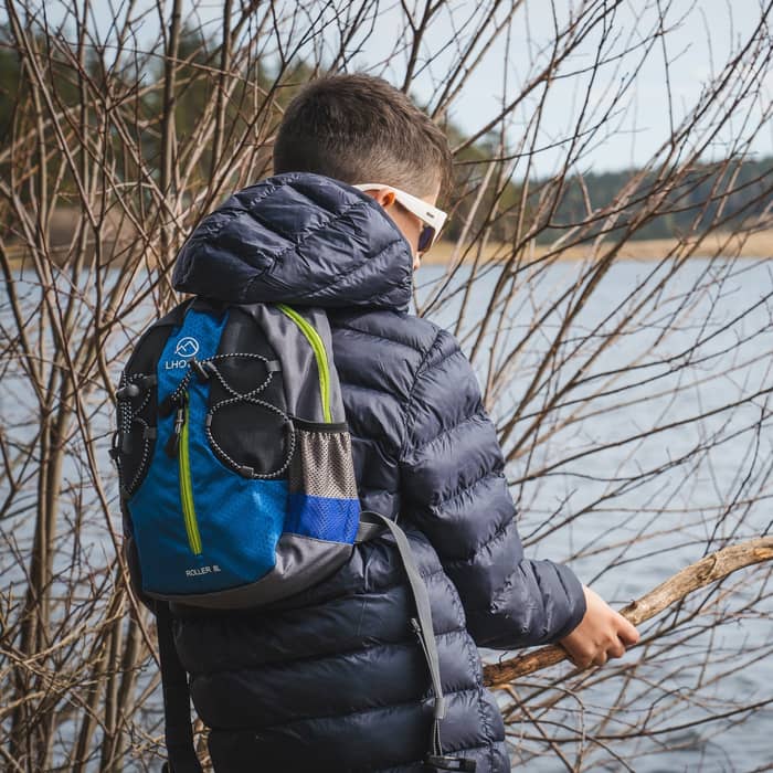 Prêts à dévaler les sentiers avec notre sac à dos ROLLER 🎒 ? Le compagnon parfait pour les aventures de vos petits explorateurs !
___________

Ready to race down the trails with our ROLLER backpack 🎒? The perfect companion for your little explorers&#039; adventures !

#AventuresEnFamille #ExplorationEnfantine  #RandonnéesEnFamille  #SacADosEnfant #SportsOutdoors