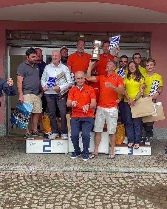 Altri grandi risultati per il Circolo Nautico Caldè! 🏆Il nostro presidente Fabio Mazzoni si è aggiu