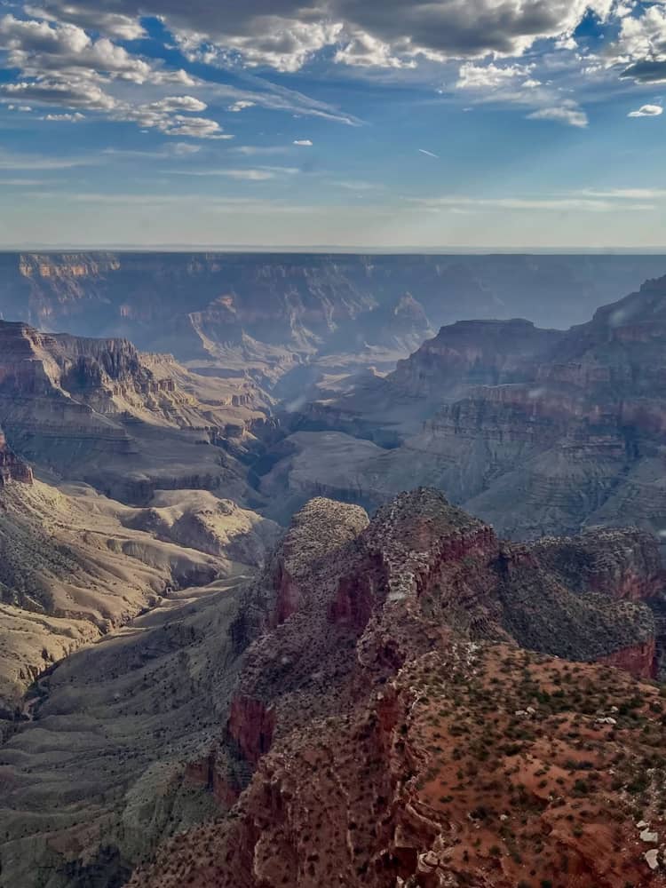 Most cigar reviews tell you what’s in the box.