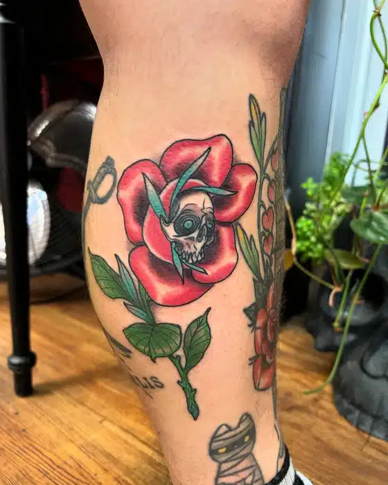 Super excited to do some of my flash 
This was an older design that I updated for @dpalinphotography1 
I’m really happy with how it turned out 
Books open send me a message for appointments