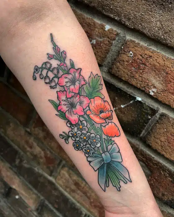 Bouquet of flowers from my trip to ny @thebodyshoptattoo_ 
Thanks again for hosting me while I was in town and thanks to Kayla for getting this tattoo!