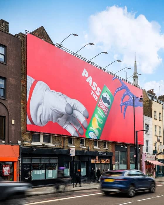 Look out for the new @Pringles campaign shot last year by @tomvanschelven and styled by @mrgammon. I had the absolute pleasure of creating many hands but in this image we have the purple 👾 hand.  It was a challenge to create these long fingers and I made finger extensions using latex mixed with purple acrylic paint. I made the suckers, veins and texture spots using a mixture of probondo and silicone pieces. The amazing @sallycrouchmakeuphair helped me apply on the day. Produced by @makingpicturessoho