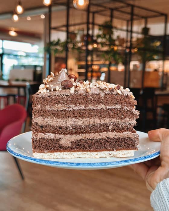 Morgen ist Tortentag! 🍰✨

Jeden Sonntag warten bei uns ganz besondere Tortenhighlights auf dich – frisch, hausgemacht & einfach unwiderstehlich.

➡️ Zeit für ein süßes Date? Schnapp dir deine Lieblingsperson und plant euer nächstes Torten-Date bei uns im Café! ☕️

💬 Verlink deine Begleitung in den Kommentaren und macht euren Sonntagsplan fix!
.
.
.

#kuchenzeit #tortenmoment #sonntagssüß #tortenliebe #kuchenfreude #backkunst #koblenzcity #mülheimkärlich #westerwald #mayen #neuwied #montabaur #andernach #ahrweiler #vallendar #bäckerhandwerk #kaffeezeit