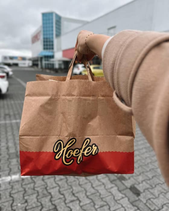 Eine Tüte voll mit Leckereien. 😍

Was gehört in eure Hoefer-Tüte unbedingt rein?

Kommt vorbei und deckt euren Tisch mit süßem und herzhaften Gebäck. 😍
.
.
.
#kuchenliebe #bäcker #andernach #backen #montabaur #vallendar #mayen #polch #neuwied #westerwald #koblenzcity #bäckermeister #bäckerhandwerk #koblenz #kuchenzeit