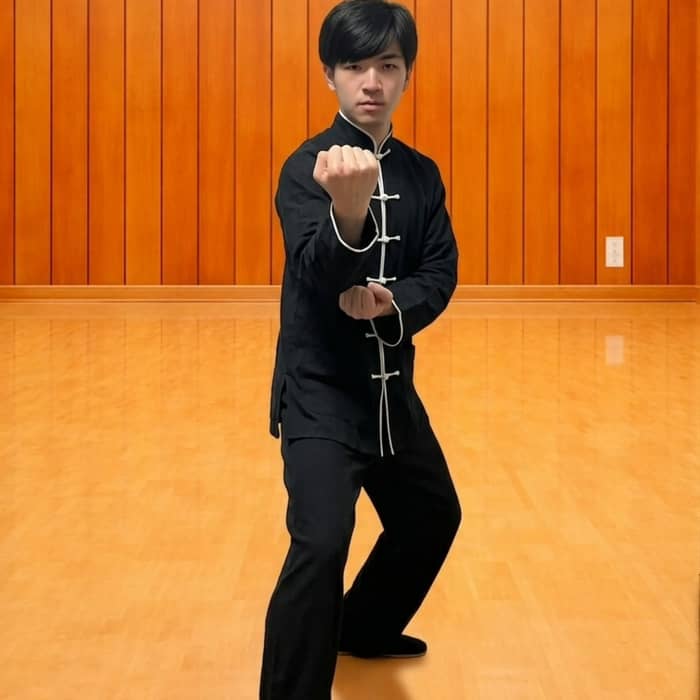 拳功房三重支部として、第一回武術空手交流大会にエントリーしました。

まだ小さな歩みではありますが、こうして一つの挑戦の