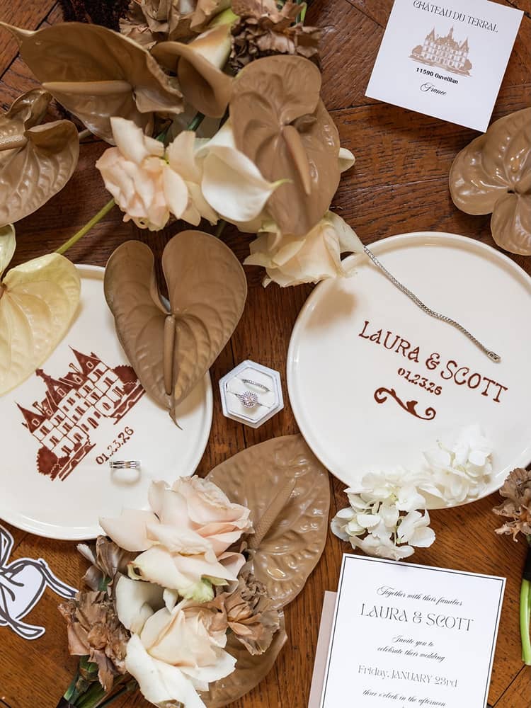 Laura & Scott ✨
Chaque détail reflète votre histoire lors de votre mariage. Ici, nous avons une pale