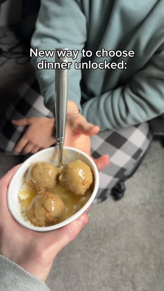 The dinner fortune teller: Perfect for the indecisive mashed potato lover 🥔🤣