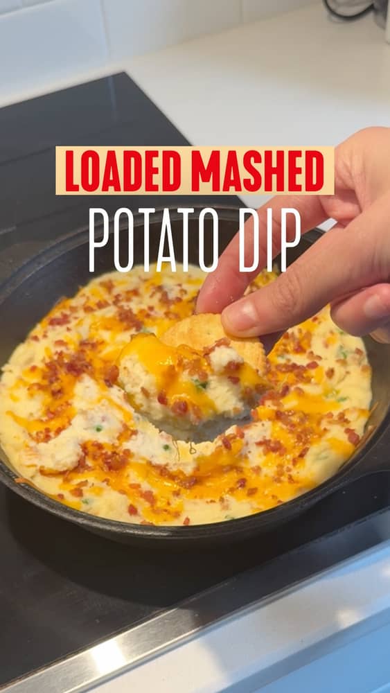 Proof that potatoes can party: Loaded Mashed Potato Dip 🧀🥓

Loaded Baked Idahoan Mashed Potatoes g...