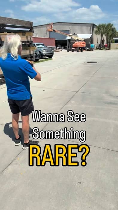 Wanna see something rare?

1975 El Camino towing Nor-Tech 4000 Roadster.