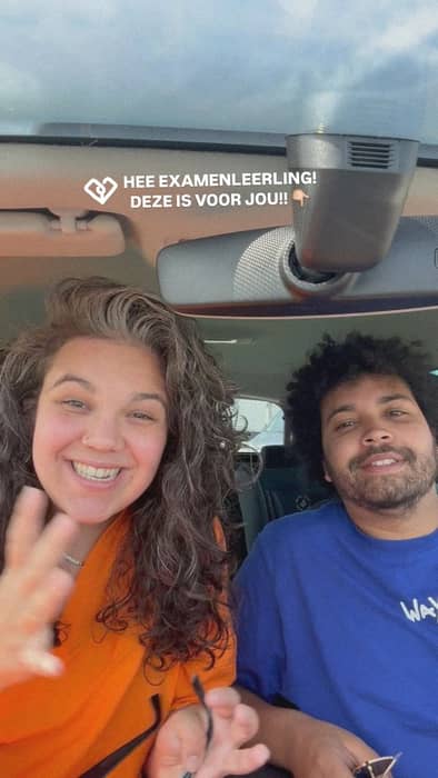 Hee examenleerling, deze is voor jou!!

Ben je geslaagd? (Laat het weten in de comments!!) – GEFELICITEERD! 🎉 We bidden zegen over alles wat voor je ligt

Niet geslaagd? – We zien jou ook. Je bent niet je cijfer. Je bent geliefd en we staan naast je

Komende zondag na de 2e dienst: TAART voor jullie allemaal. Of je nou feest of baalt 🍰