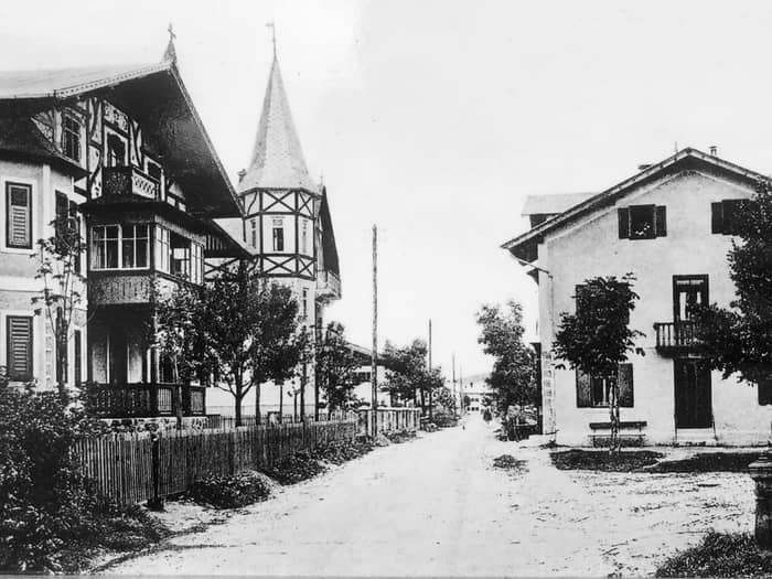 K 29 
Ein Gebäude mit einer langen Geschichte - das Geburtshaus von Carlos Großmutter. 

Nach langer Renovierungsarbeiten, sind wir nun in unserem neuen Büro in der Kaiserstrasse 29 für euch da! 
Ganz nach unserem Motto: 

„IN DER STATIK STEHT UND FÄLLT ALLES… MIT EINEM PERFEKTEN ESPRESSO AM MORGEN“