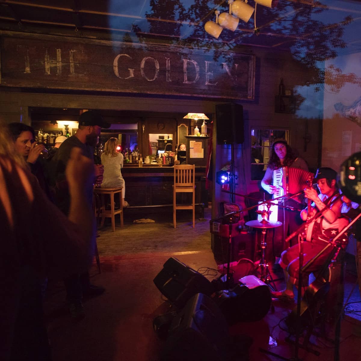 McCarthy Lodge Resort