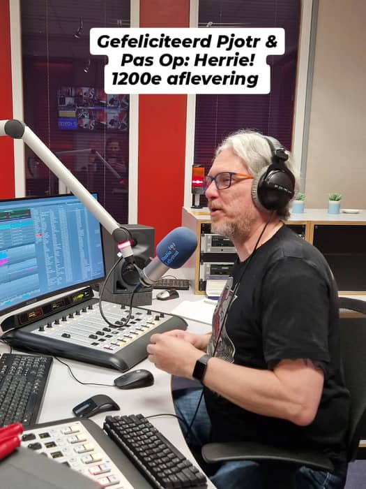 Congrats @pasopherrie with 1200 episodes! π€π― @pjotrgiling @martienreijnders π₯³π₯³π₯³ Keep up the great work!
@de_lijst_van_acherman @martyrband_rickbouwman