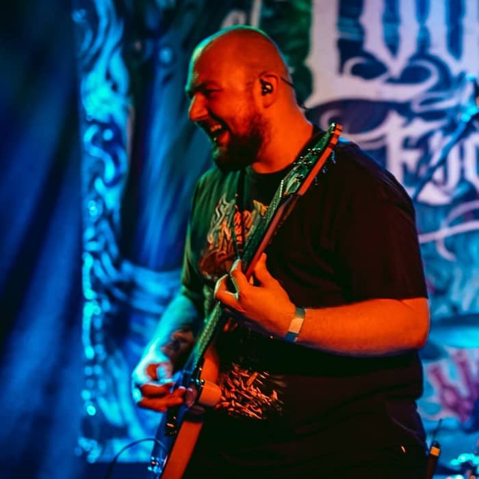 HAPPY BIRTHDAY to our shred lord Ian! 🥳🥳🤘🤘