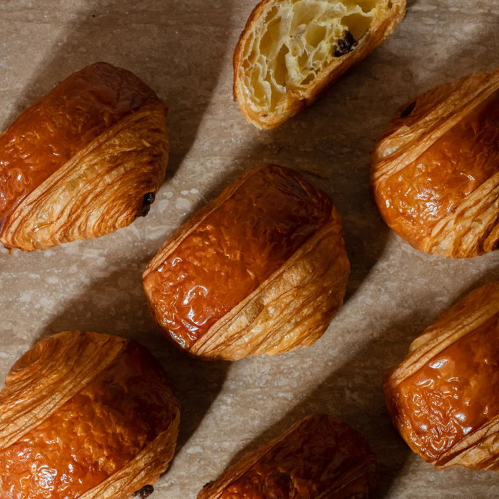 Le plaisir du pain au chocolat