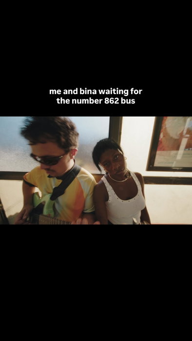 waiting for the bus with bina 

#newmusic #soul #rnb #sonyzve1