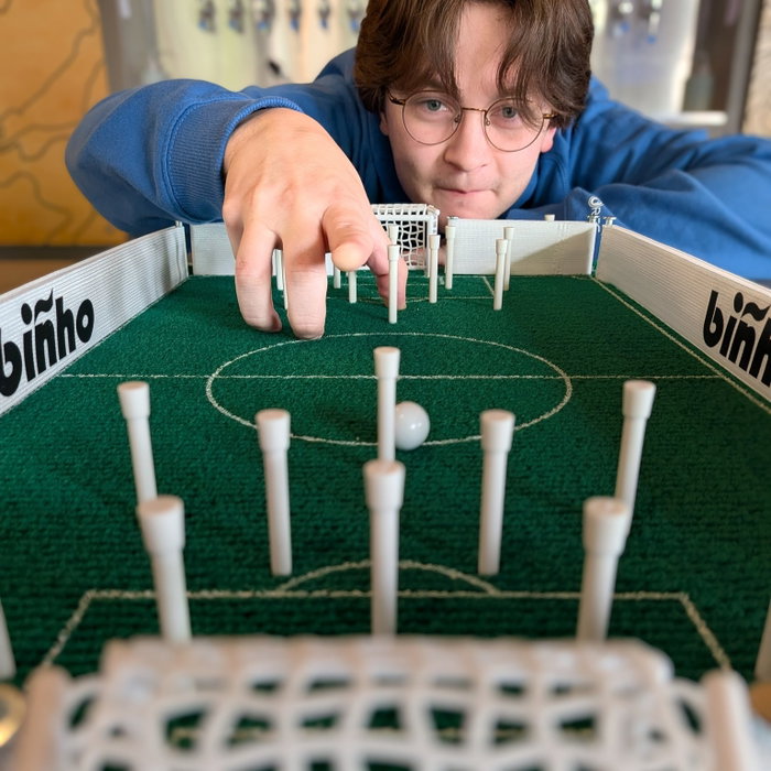 Have you played Biñho? This quick 1 on 1 tabletop ...