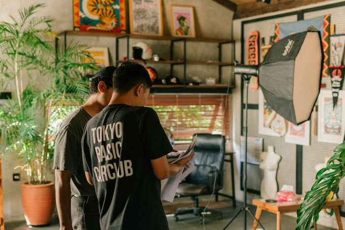 BTS from @karatel.bali product shoot at our studio.