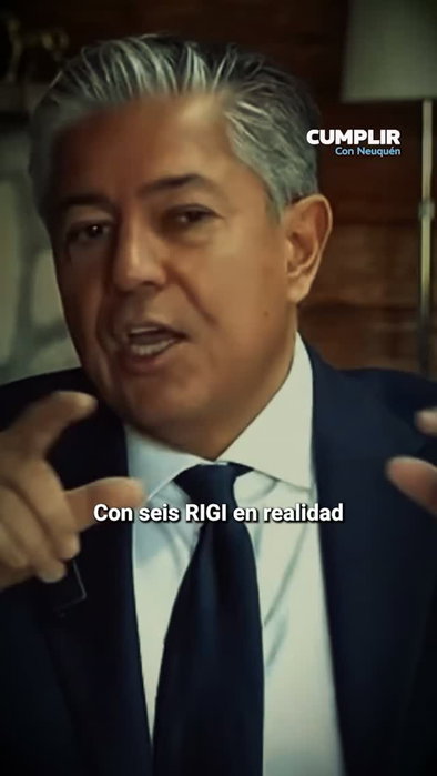Video del Instagram de CUMPLIR: 𝐌𝐢𝐞𝐧𝐭𝐫𝐚𝐬 𝐞𝐥 𝐠𝐨𝐛𝐞𝐫𝐧𝐚𝐝𝐨𝐫 𝐬𝐞 𝐞𝐧𝐨𝐫𝐠𝐮𝐥𝐥𝐞𝐜𝐞 𝐝𝐞 𝐫𝐞𝐜𝐚𝐮𝐝𝐚𝐫 𝐦𝐚́𝐬, 𝐂𝐮𝐦𝐩𝐥𝐢𝐫 𝐩𝐫𝐨𝐩𝐨𝐧𝐞 𝐞𝐥𝐢𝐦𝐢𝐧𝐚𝐫 𝐢𝐦𝐩𝐮𝐞𝐬𝐭𝐨𝐬…