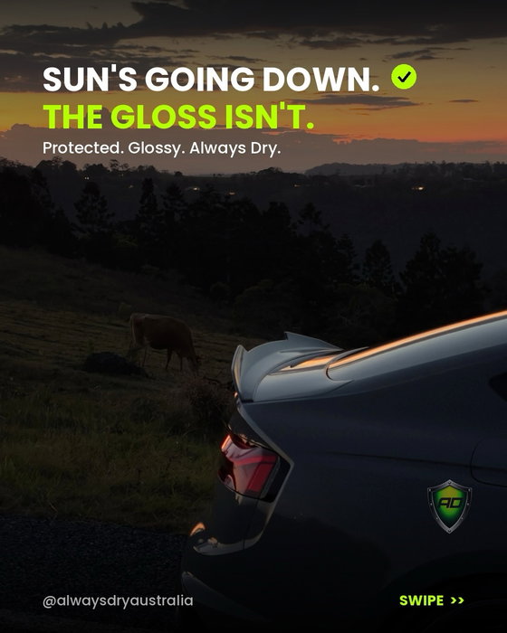 Sun’s going down. The gloss isn’t. She ain’t praying for a thing 😉 Golden…
