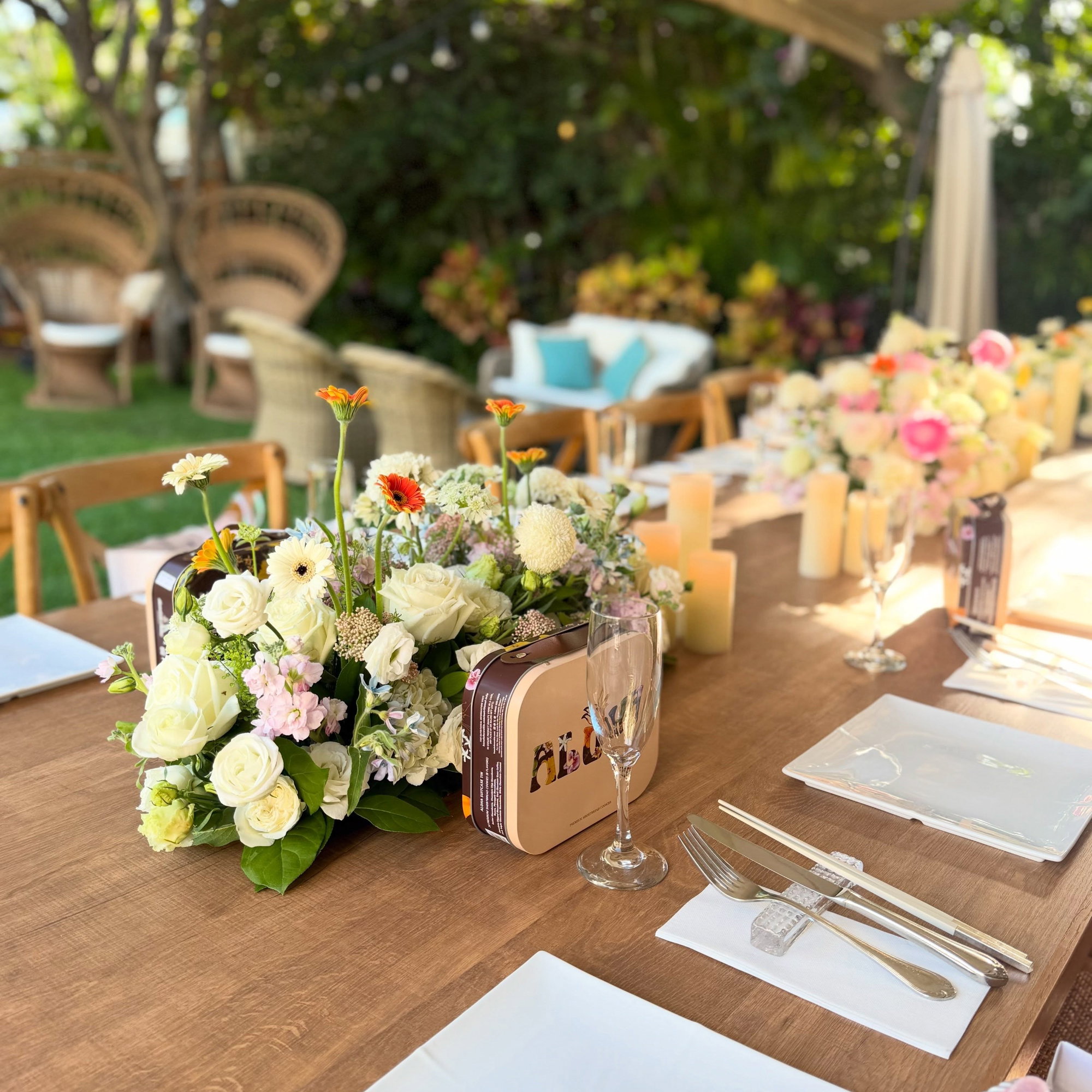 It’s the little details that make the biggest difference.
Your wedding is a once in a lifetime moment, and every part of it deserves to feel just right. Beautiful, meaningful, and completely stress-free.
We take care of the details so you can simply be present, enjoy every moment, and make memories that last a lifetime. 🫶
DM us to start planning your dream destination wedding in Hawaii ✨
_
🫧문의(contact) | aloha@yegrinahawaiiwedding.com & DM
