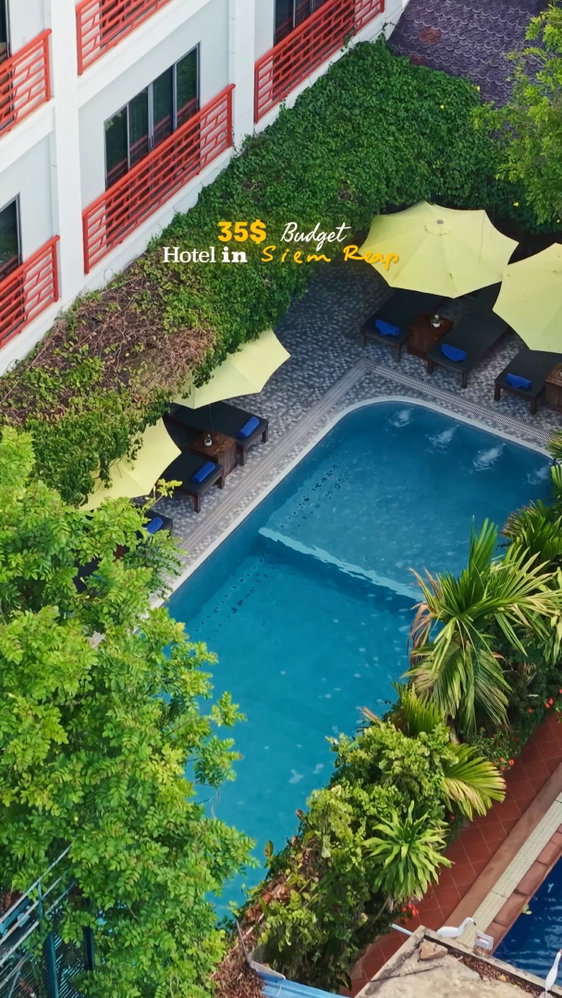 Found a budget gem in Siem Reap for just $35/night! 🇰🇭✨
If you’re traveling to Siem Reap, Angkor Mansion is a total steal. It’s super convenient—just a 5-minute walk to Pub Street! 🚶♂️💨
The rooms are huge and come fully equipped like a mini apartment:
🛋️ Sofa, TV & Dining Table
🍳 Kitchen
🧺 Washing Machine
Plus, you get free access to the pool 🏊♂️, gym 🏋️, and sauna 🧖♀️! Perfect for unwinding after exploring the temples.
📍 @angkormansion, Siem Reap
📌 Save this for your next Siem Reap trip!
👉 Follow @jomnotexplore for more travel spots & budget tips!