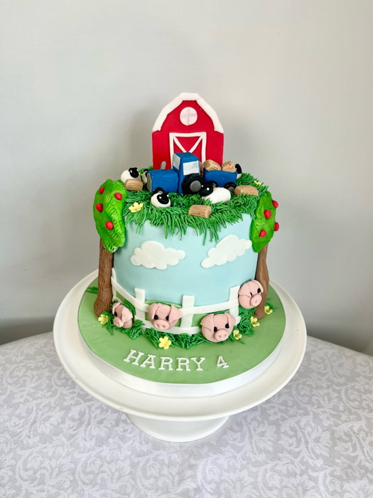 Happy scene for Harry’s farm party last weekend 🐖🐄🚜