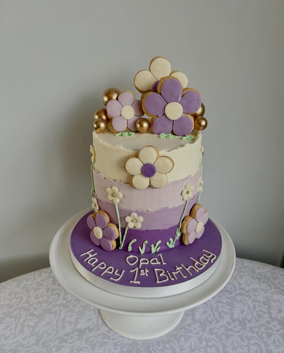 Special cake for Opals first birthday 💜