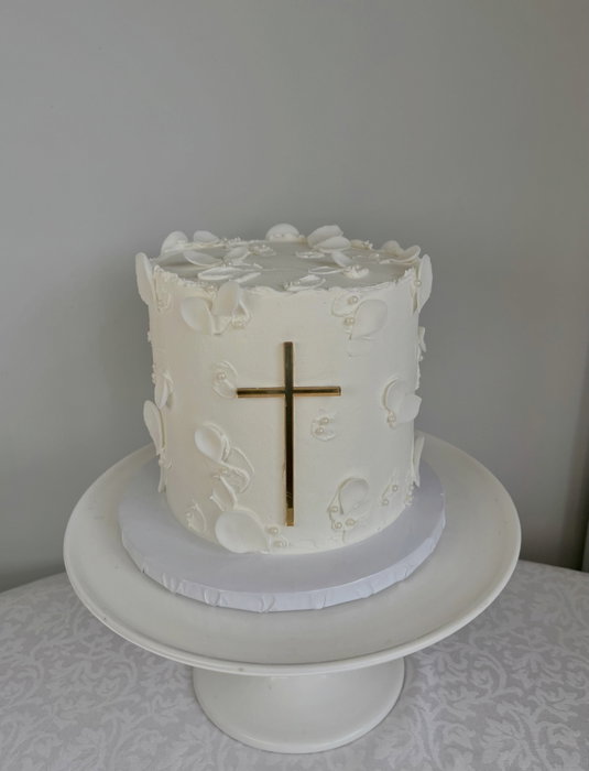 I just love this white on white simplicity