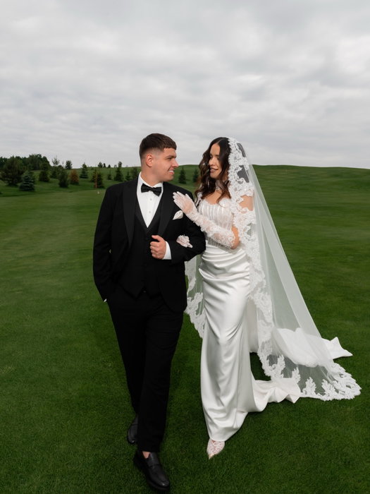 K&M 🖤 #zuzinphotography
Стильна елегантність та вишукані деталі, весільна історія, як ми обожнюємо 😌