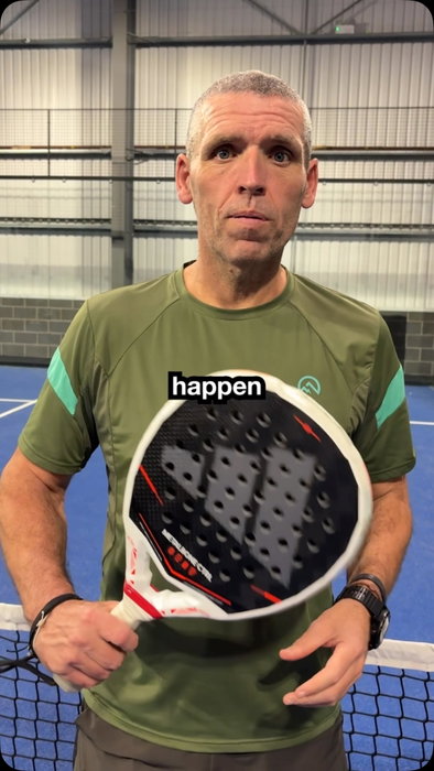 What if a #padel racket had no holes? 🤔