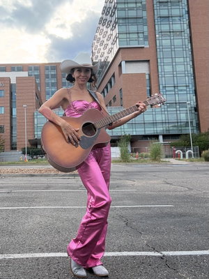 Let’s play some songs! @musiciansoncall  @childrenscolo