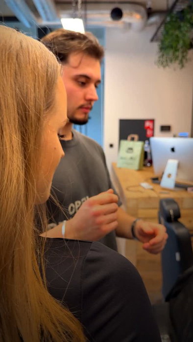 Máš ve fadu schod? 😬
Student končil šestkou a přechod nesedí. Lektor: „Vem si