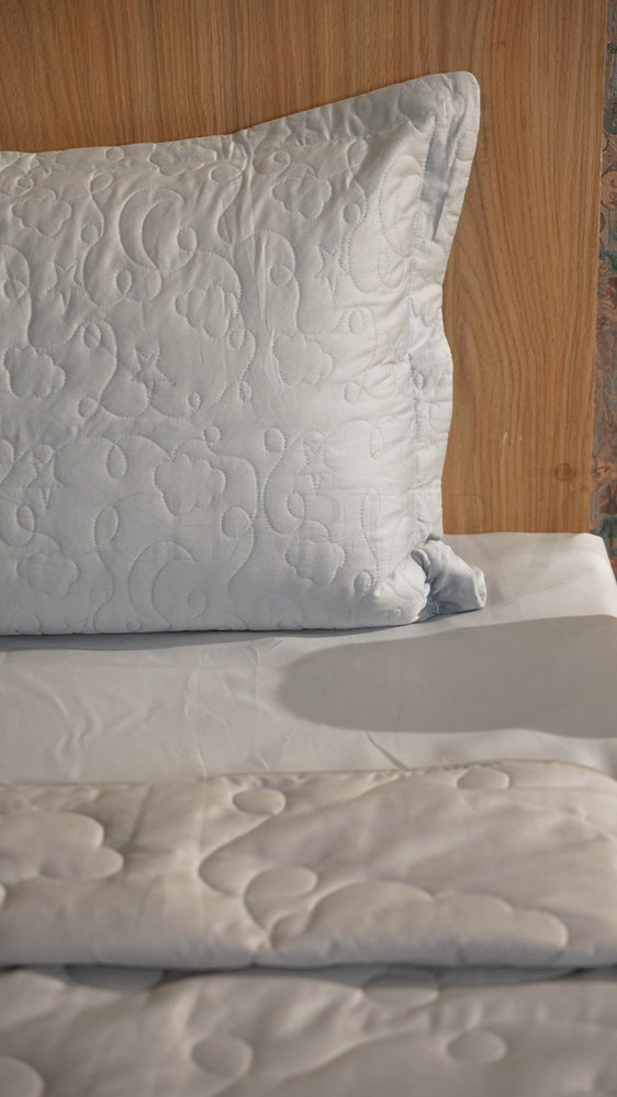 ✨ Sweet Dreams Start Here! 🌈💙

Wrap your little one in warmth, comfort, and adorable style with our premium Kids Comforter Collection. Crafted with ultra-soft fabric and playful prints, it's perfect for cozy naps, bedtime stories, and peaceful nights.

🛏️ Soft & Skin-Friendly
🌟 Lightweight Yet Cozy
🎨 Fun & Vibrant Designs
💖 Made for Everyday Comfort

Because every child deserves a bedtime filled with comfort and smiles. 🌙✨

Shop now and make bedtime their favorite time! 🛒

#sleepingowls #kidscomforter #kidsbedding #comfortforkids #cozynights #bedroomdecor #softcomfort #homeessentials #kidsroomdecor #dreambigsleepwell #premiumbedding #comforteverynight #cutebedroom #qualitysleep #homecomfort 

Kids Comforter, Kids Bedding, Kids Bed Set, Children's Bedding Cotton Comforter, Soft Comforter Premium Bedding, Bedroom Essentials, Home Decor, Home Furnishing