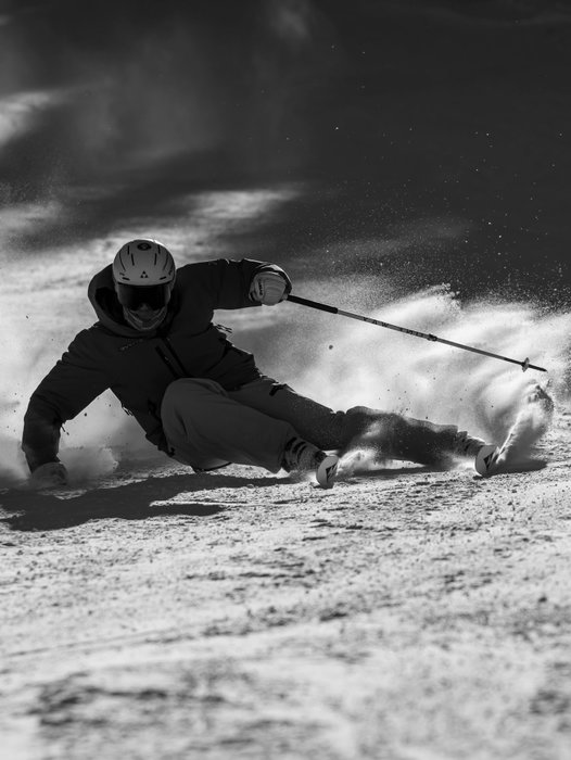 The Apex (again) - the moment where physics,precision and art become ONE.⛷️⚡️
Forever grateful for the opportunity to live my dream every single day!⛷️🙏
Come along to ski with me @aspensnowmass ! See you on the slopes!
\
/
🎿 @fischerski The RC4 Noize
⛷️ @onewaysport Vario Carbon Pro
🥽 @uvexsports_us
🥋 @carvesport_com
🎿 @zipfit Corsa
@thefootfoundation @carv.ski @carvperformanceinstitute @zipfit
@aspen_training_academy @lsiasnowpros
@interskicommunity @skicosmos
📸 @probablythom