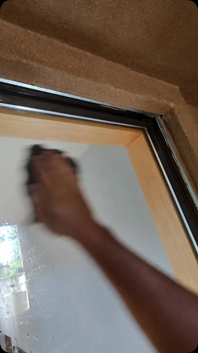 The squeegee pull hits different 😮‍💨 Scrub, wipe, squeegee, detail. Every window gets the full treatment. No streaks, 