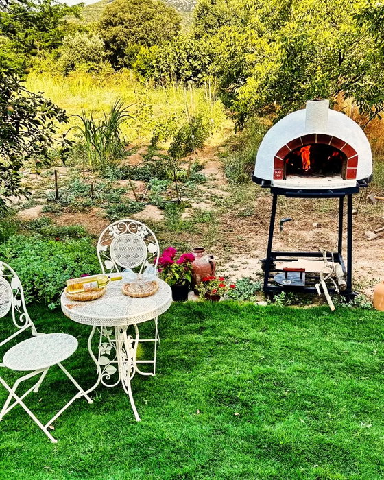 🏕️Menteşe Karabağlar Yaylası'ndaki sebze bahçesi ve meyve ağaçları arasında Buk