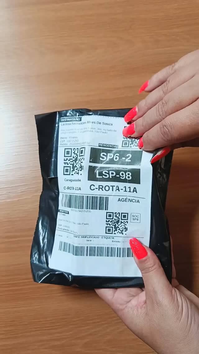 💙✨ Proteja seu celular com muito estilo e fofura! 📱
A Capinha do Stitch é perfeita para quem ama o personagem e quer deixar o celular protegido sem abrir mão da personalidade. Feita com material resistente e toque macio, garante segurança e charme em um só item! 💫
🛒 Garanta já a sua e leve o Stitch com você pra todo lugar!