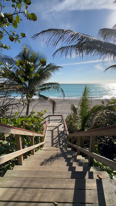 This view and a morning coffee 🌊☕️