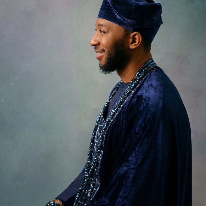 Heritage, beautifully worn. ๐
A navy velvet agbada portrait in traditional style.
Book your signature portrait experience. ๐ฉ DM to book your session.