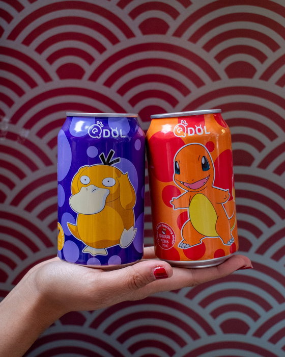 ¿Fan de Pokémon? 🐦🔥
Estas latas están hechas para vos. Diseños únicos para sumar a tu colección. ¡Te esperamos en Peko Peko para conseguir la tuya! 🥤✨