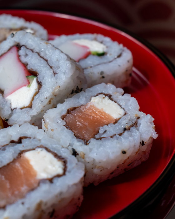 Ganas de sushi? 🍣✨ Te esperamos en Peko Peko con el mejor sushi tradicional japonés. ¡No te lo pierdas! 🇯🇵🥢