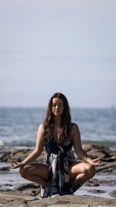 I keep finding myself sitting with women in the tender aftermath of experiences that have deeply impacted them.
Miscarr