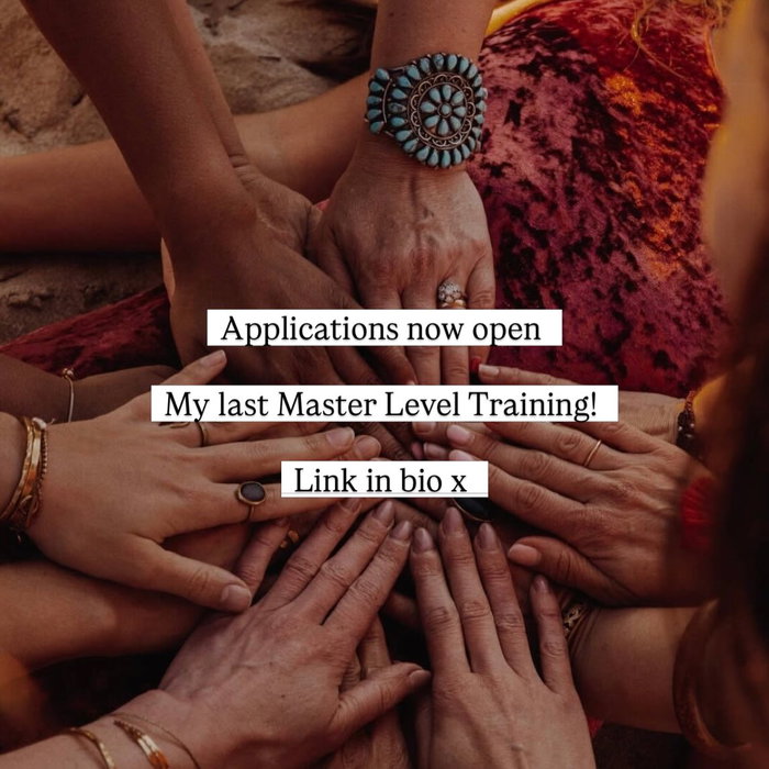 ⟡ REIKI MASTER TRAINING • LEVEL 3A ⟡ 2 spaces remaining
A Sacred Initiation into Mastery, Embodiment & Healing Leadersh