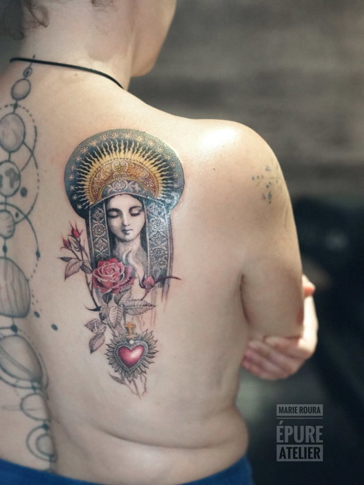 Merci Junie pour ce nouveau flash adopté. Tatoué avec @judicael.epureatelier @junie_bleuet